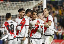 开云中国官网APP-德甲倒计时，比利亚雷亚尔关键时刻战术微调，细节引发关注，更衣室稳定，医务组通报恢复的简单介绍