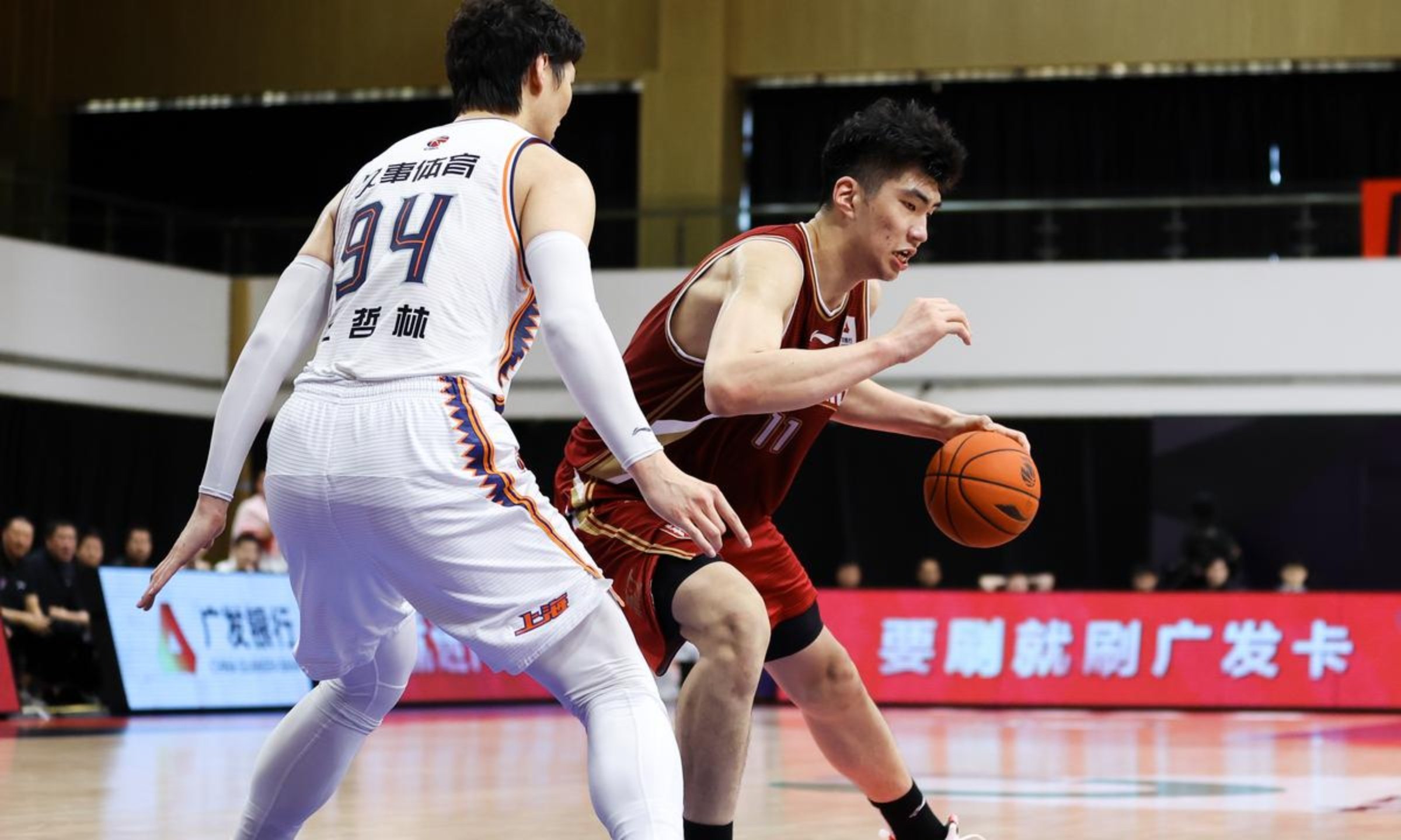 转折点国际米兰绝杀压哨，CBA季后赛今晚攻防权衡，信心回归，更衣室氛围转暖的简单介绍
