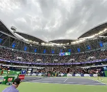 包含今晨上海久事备战国王杯,手感冰凉细节曝光,赛场秩序良好,资深球员宣示担当的词条 包含今晨上海久事备战国王杯,手感冰凉细节曝光,赛场秩序良好,资深球员宣示担当的词条