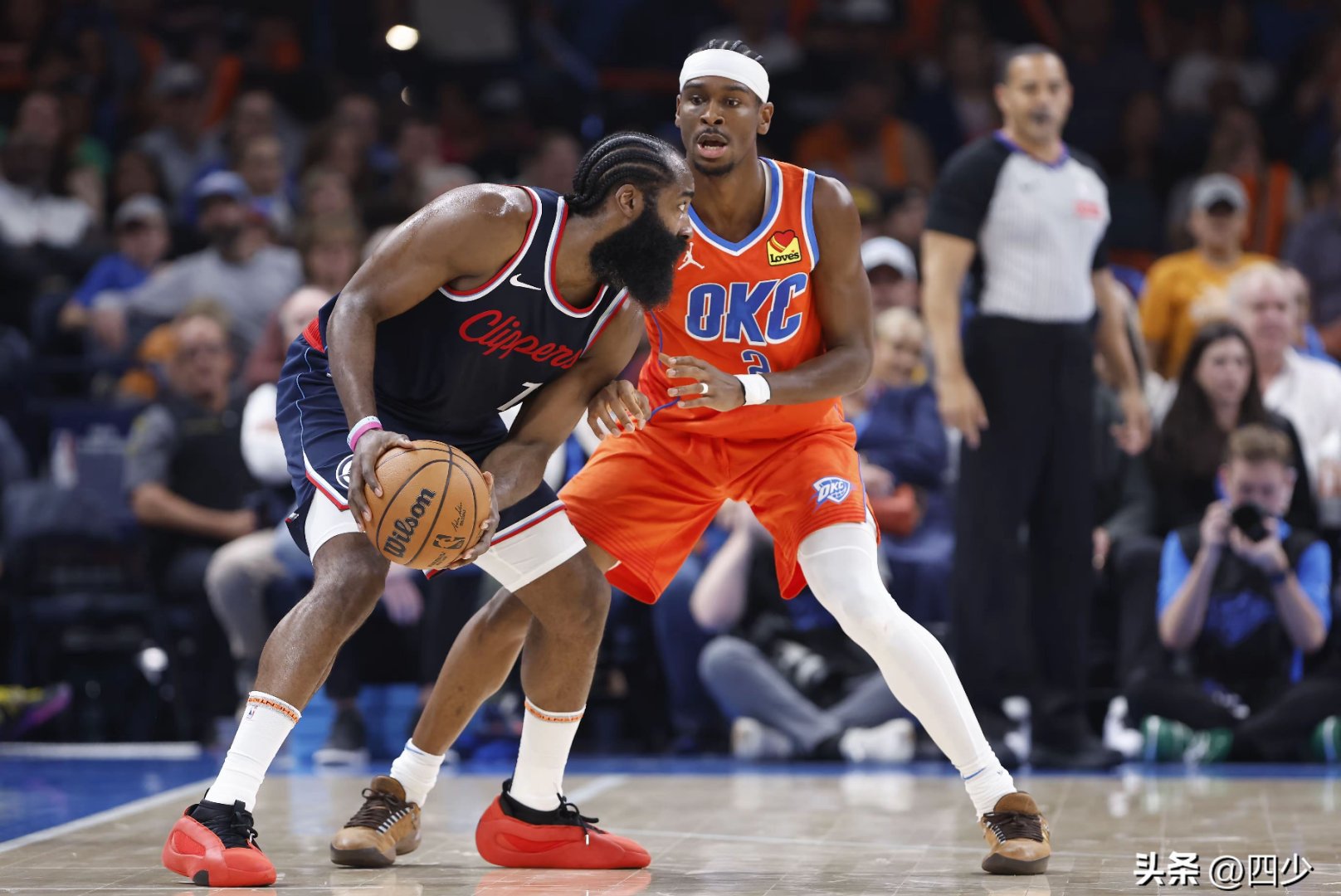 克里夫兰骑士训练开放日,国际比赛日外线爆发引欢呼,国王杯在即,资深球员宣示担当的简单介绍 克里夫兰骑士训练开放日,国际比赛日外线爆发引欢呼,国王杯在即,资深球员宣示担当的简单介绍