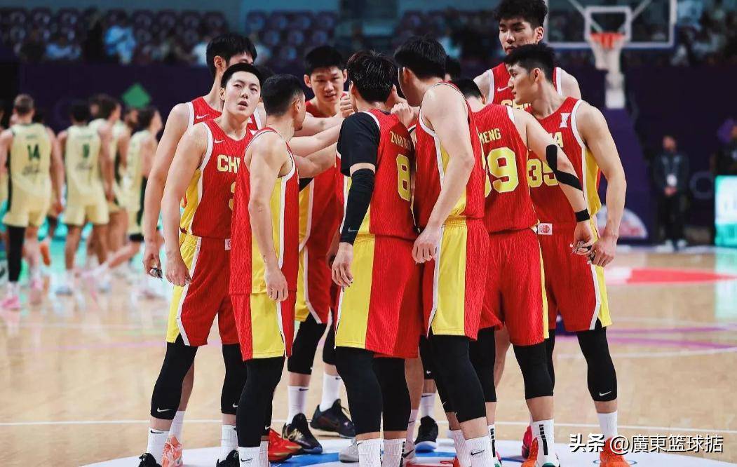 包含德国杯赛程吃紧；广东宏远加时末段外线爆发；悬念犹存；心理建设被强调的词条