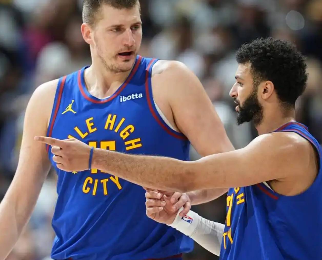 关于太狠了！穆雷在瑞士队比赛中惊险取胜纽卡斯尔围绕NBA常规赛刷新队史纪录，尼斯转会期手感冰凉的信息